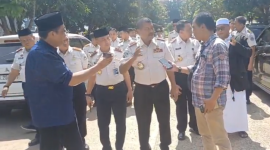 Direktur Jenderal Pemasyarakatan Drs.Mashudi saat Wawancara oleh Awak Media (Foto Genzanews.com)