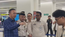 Dirjen Imigrasi Hendarsam Marantoko bersama Direktur TPI Suhendra, Kakanwil Ditjenim DK Jakarta Pamuji Raharja dan Kepala Kantor Imigrasi Soetta Galih Priya Perdana. (Foto - Ist)