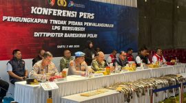 Bareskrim Polri mengungkap kasus penyalahgunaan gas LPG subsidi di Kabupaten Klaten, Jawa Tengah. Dalam konferensi pers di Klaten, Sabtu (2/5/2026). Foto - Ist.