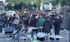 Nuansa Meriah Warnai May Day, Peserta Aksi Kompak Bernyanyi dan Menari dengan Tertib